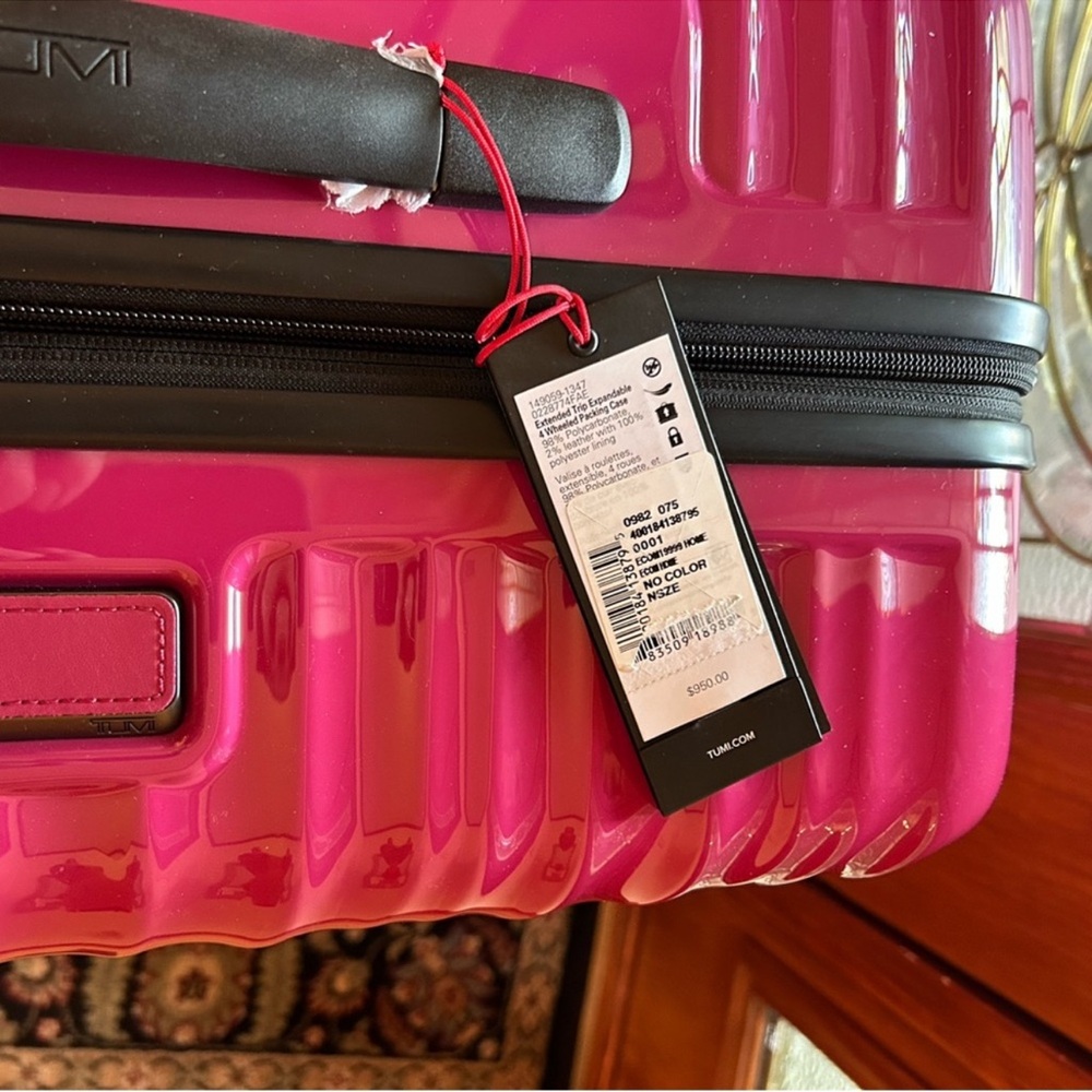 Tumi 19° extended trip for Wheel packing case. NWT. - Picture 6 of 16